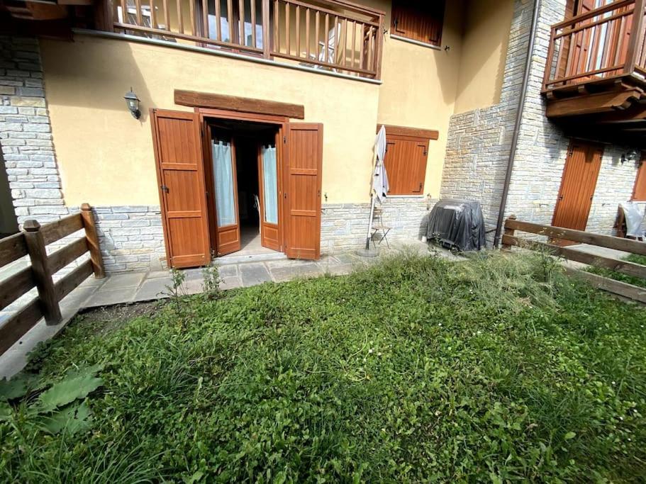 Incantevole Appartamento Con Giardino - Garage Privato E Free Wifi Oulx Exterior foto