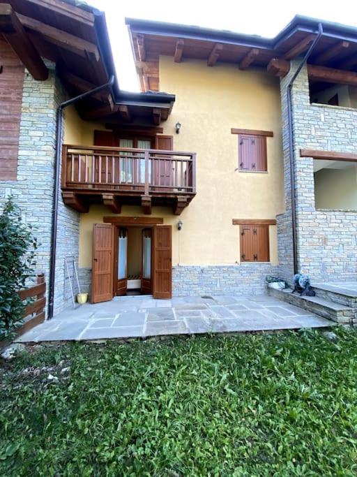 Incantevole Appartamento Con Giardino - Garage Privato E Free Wifi Oulx Exterior foto